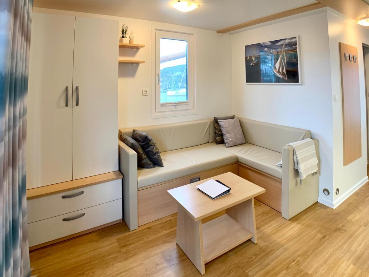 Bellavista Houseboat Apartment Portorose Екстериор снимка