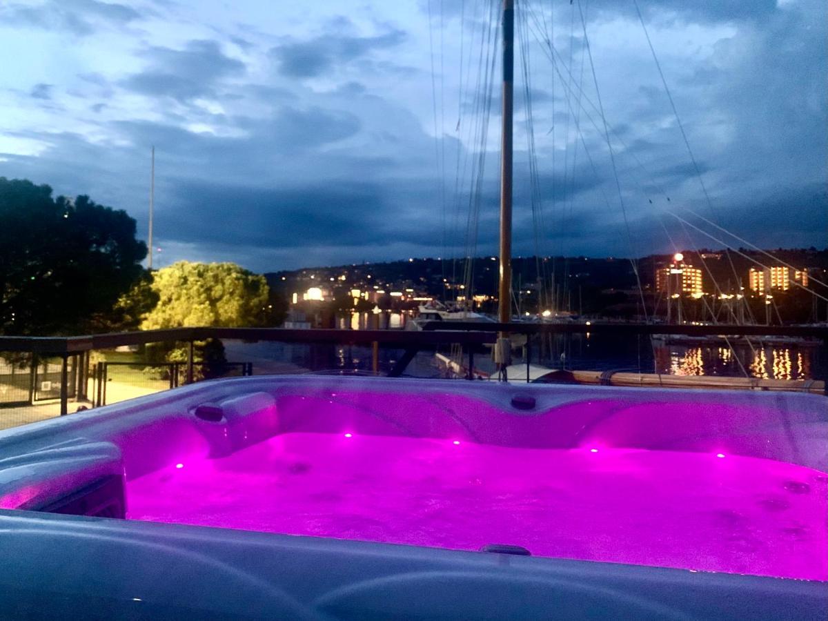 Bellavista Houseboat Apartment Portorose Екстериор снимка