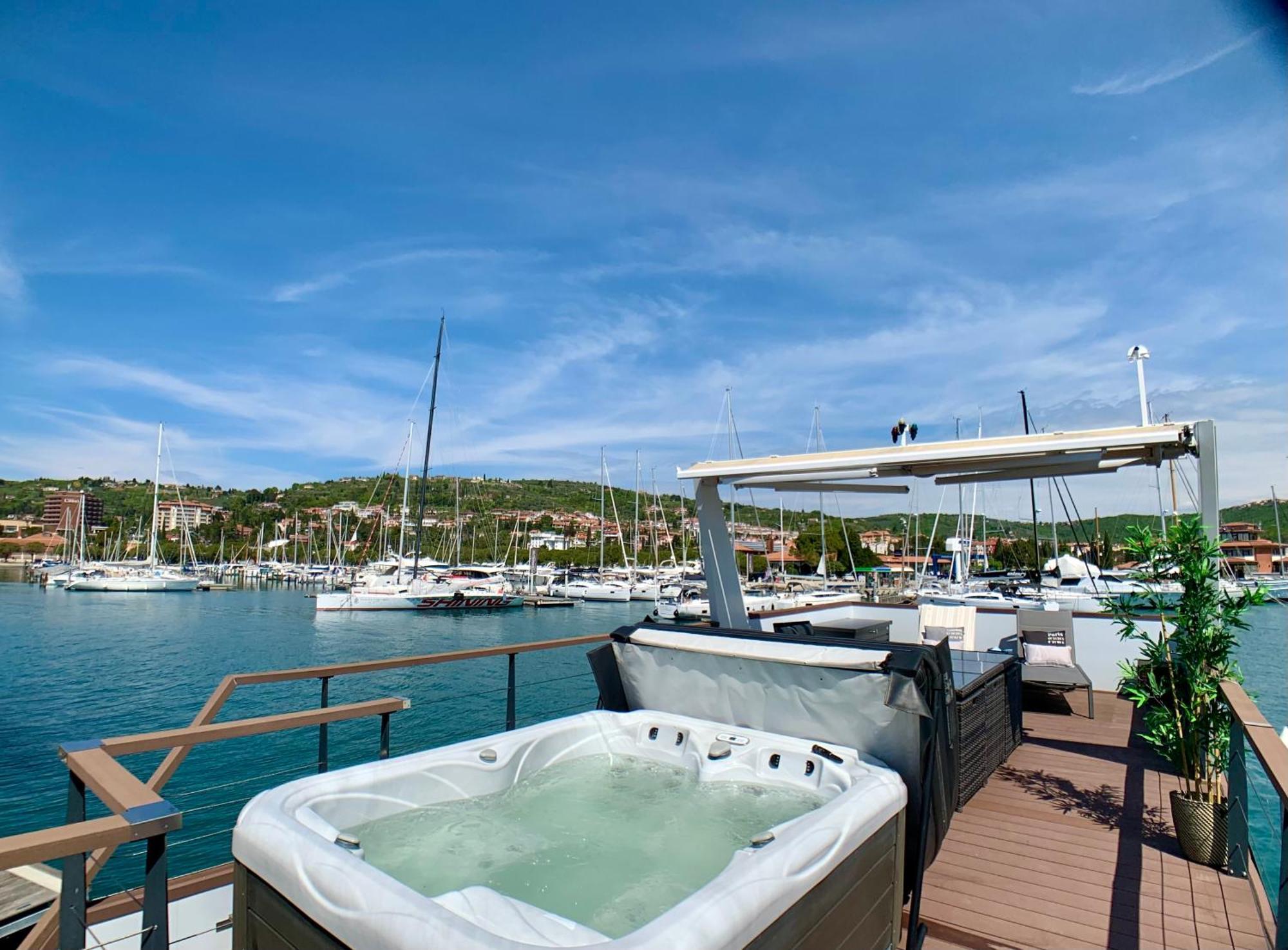 Bellavista Houseboat Apartment Portorose Стая снимка